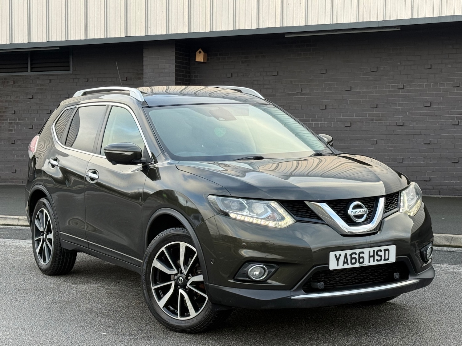 Used Nissan X-Trail 2016 for sale - 77687499: Photo 1