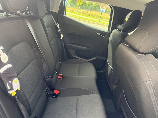 Used Renault Clio 2021 for sale - 76237406: Photo 15