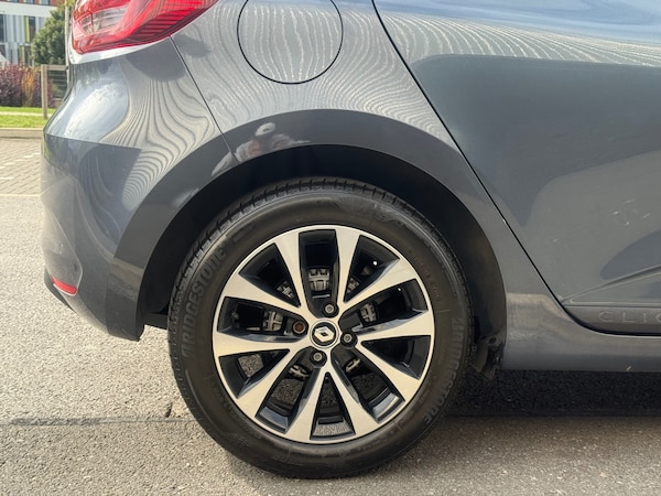 Used Renault Clio 2021 for sale - 76237406: Photo 21