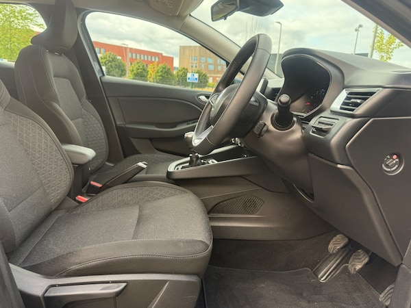 Used Renault Clio 2021 for sale - 76237406: Photo 35