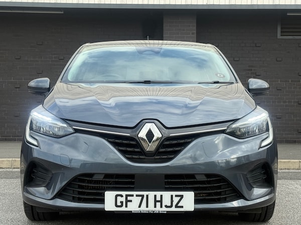 Used Renault Clio 2021 for sale - 76237406: Photo 3