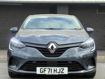Used Renault Clio 2021 for sale - 75938952: Photo