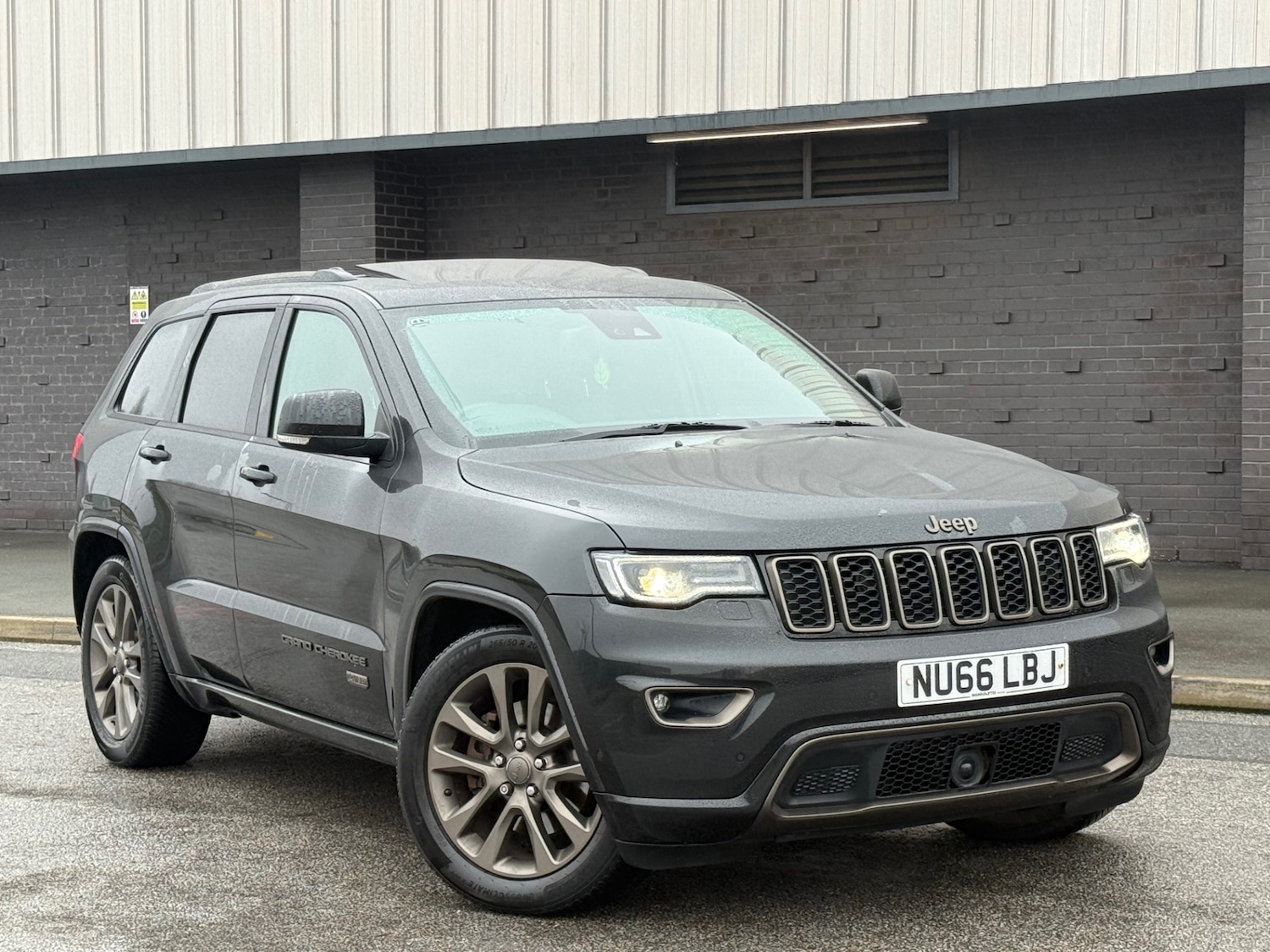 Used Jeep Grand Cherokee 2016 for sale - 77610380: Photo 2