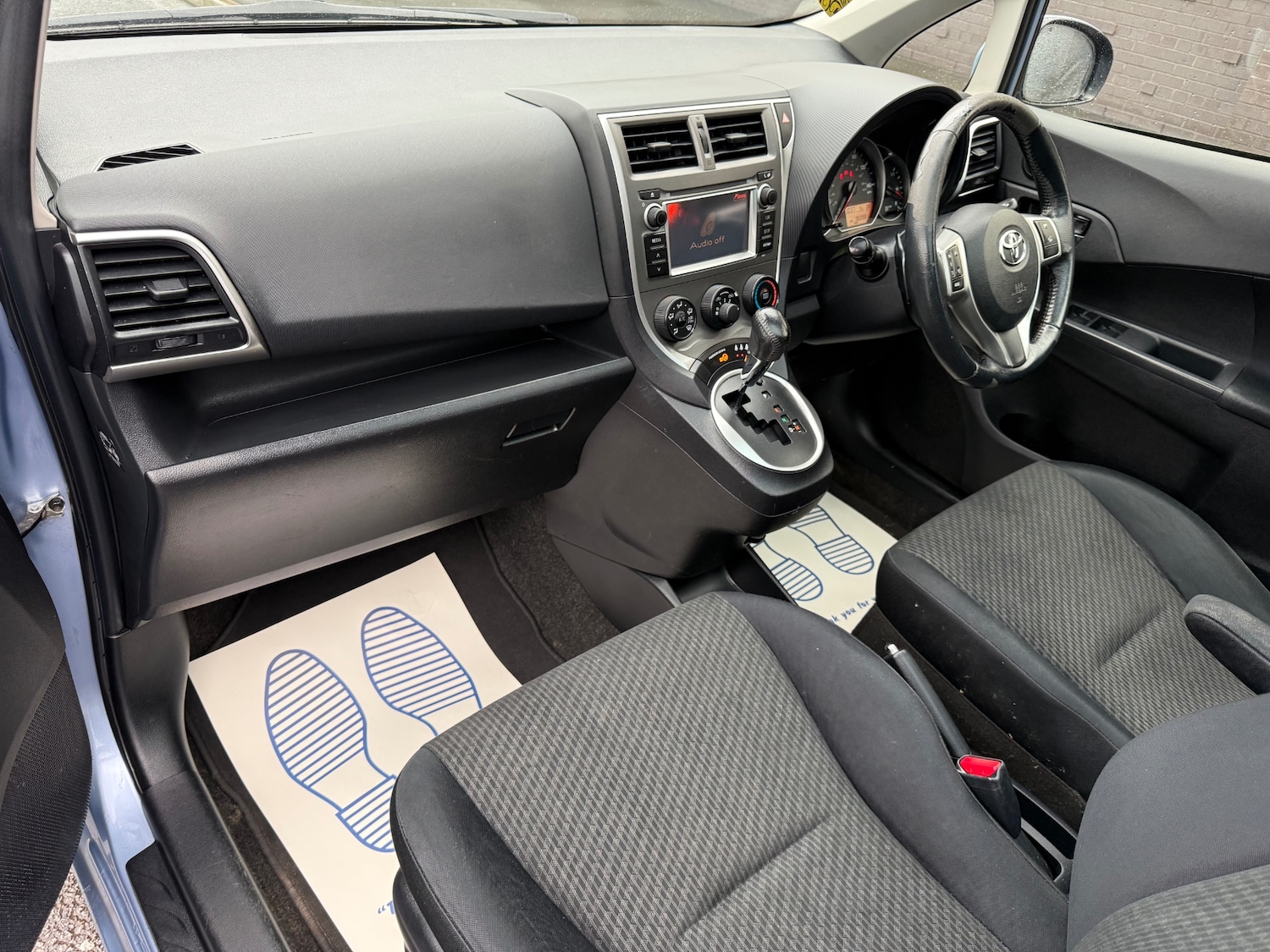 Used Toyota Verso 2011 for sale - 78045873: Photo 15