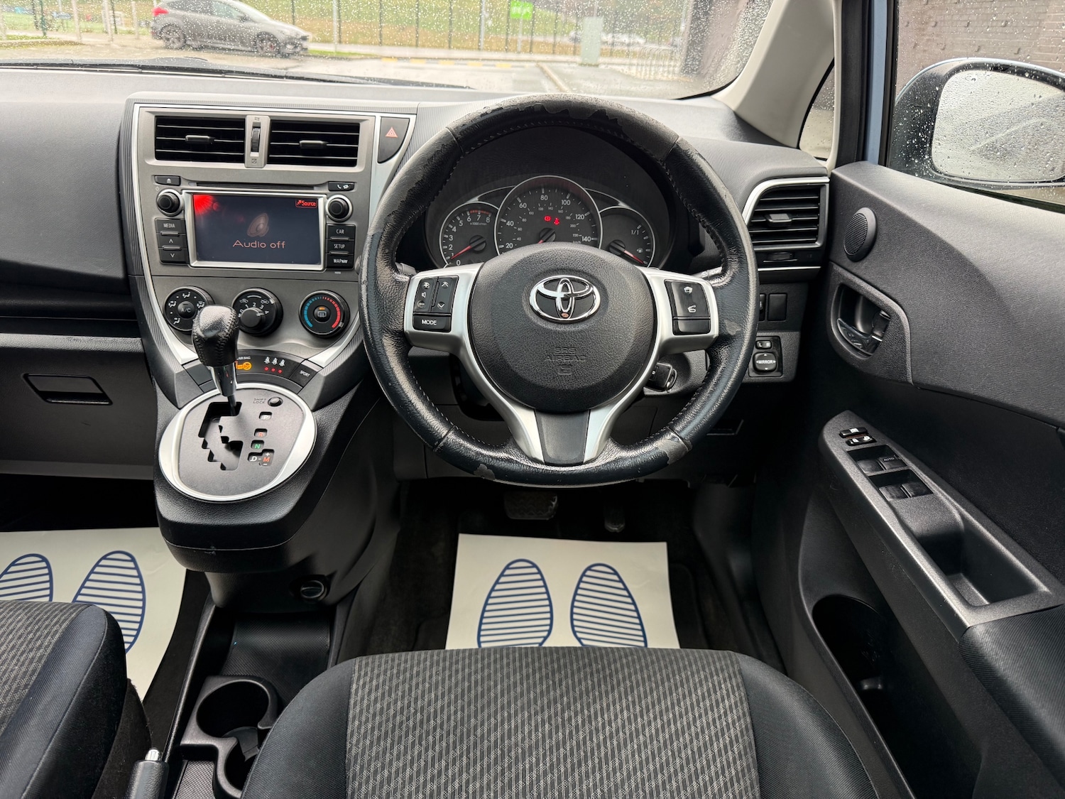 Used Toyota Verso 2011 for sale - 78045873: Photo 35