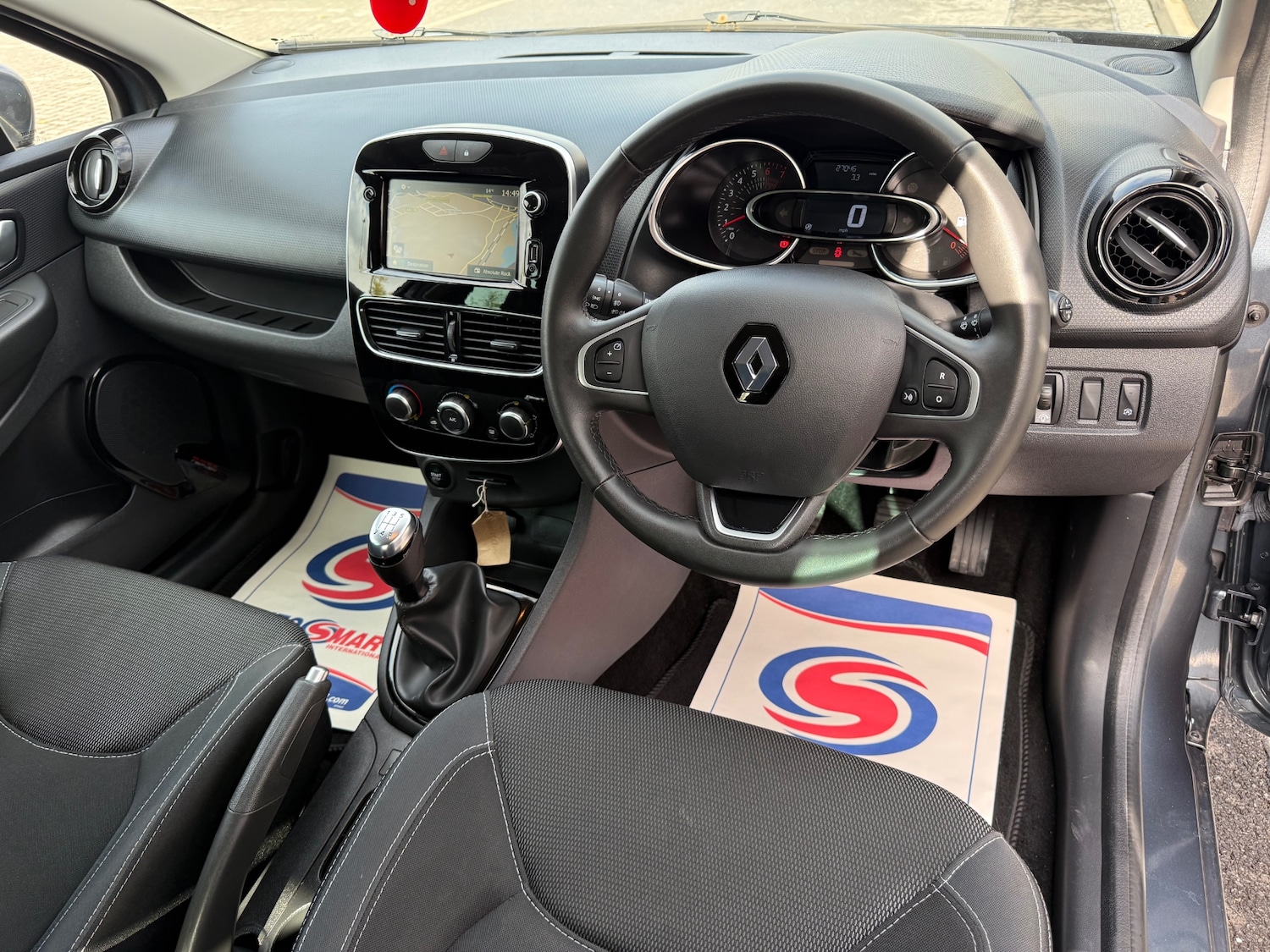 Used Renault Clio 2019 for sale - 76891808: Photo 13