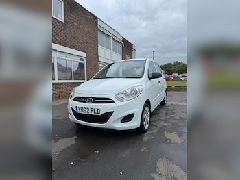 Hyundai - i10