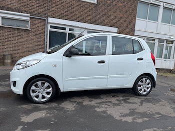 Used Hyundai i10 2012 for sale - 76091633: Photo 3