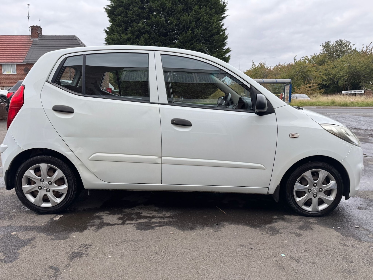Used Hyundai i10 2012 for sale - 76091633: Photo 4