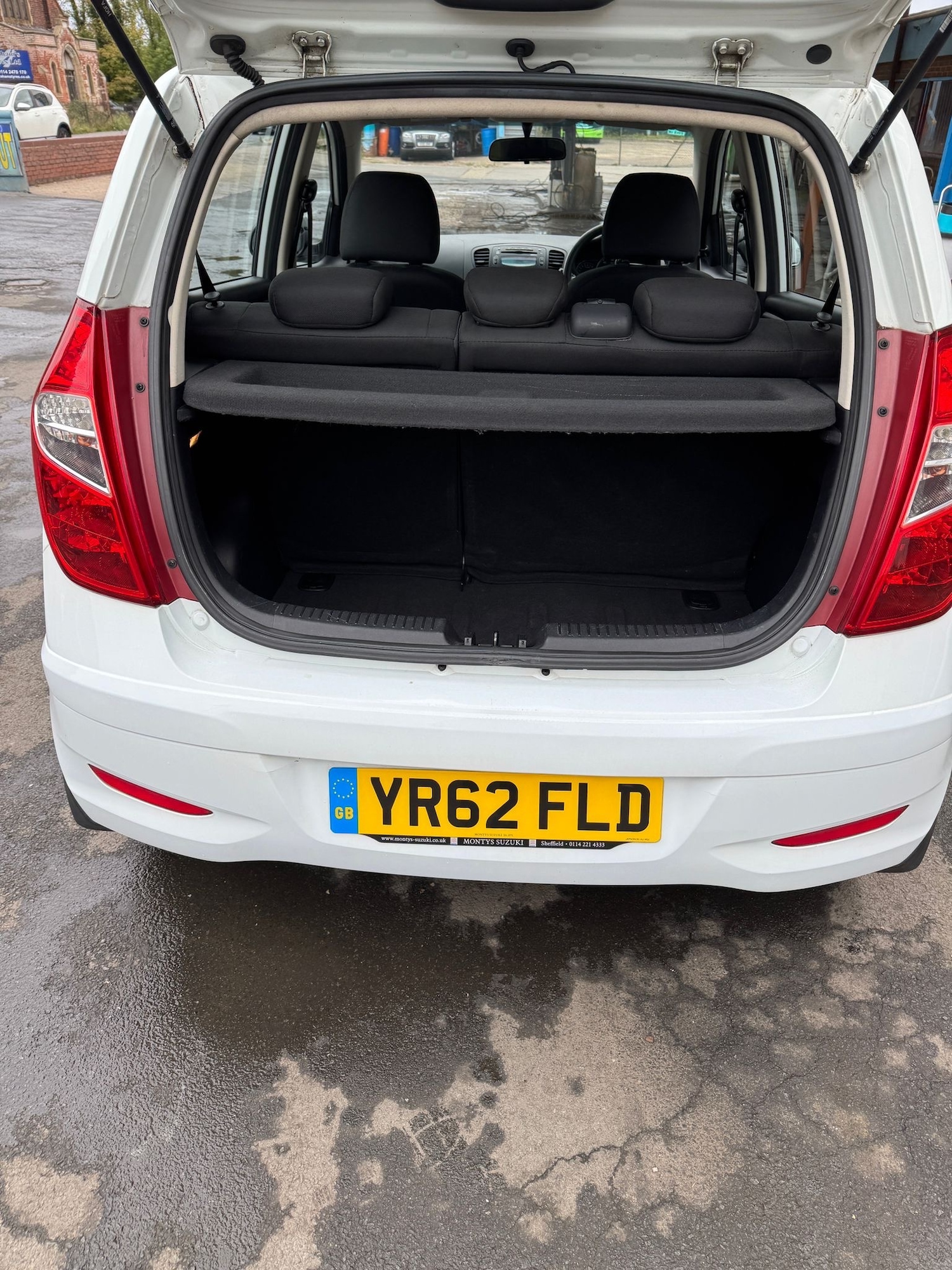 Used Hyundai i10 2012 for sale - 76091633: Photo 5