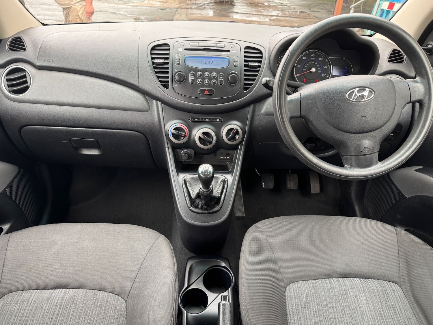 Used Hyundai i10 2012 for sale - 76091633: Photo 7