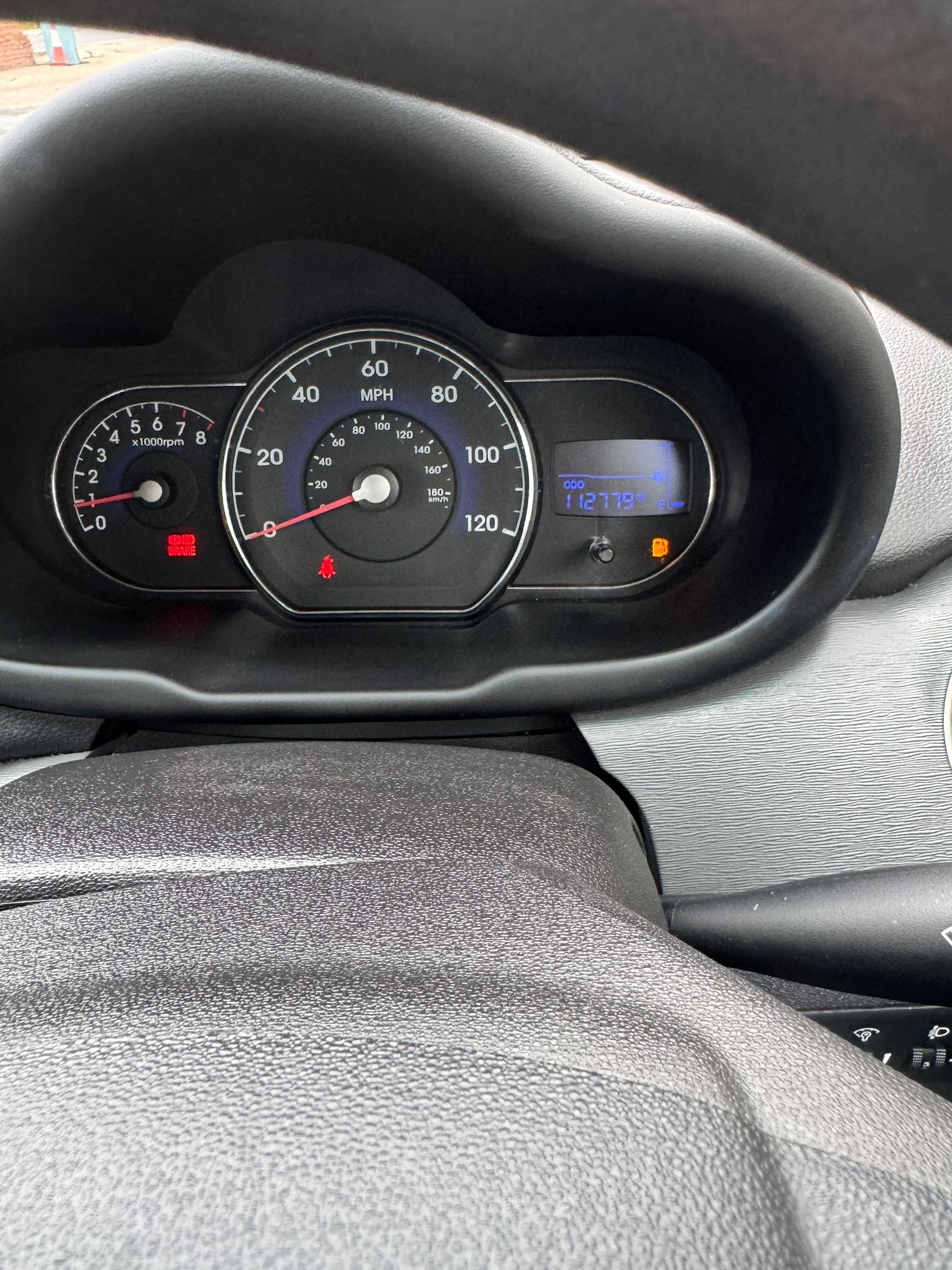 Used Hyundai i10 2012 for sale - 76091633: Photo 8