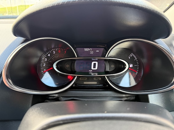Used Renault Clio 2018 for sale - 76298093: Photo 11