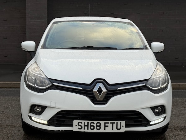 Used Renault Clio 2018 for sale - 76298093: Photo 24