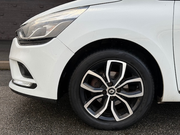 Used Renault Clio 2018 for sale - 76298093: Photo 25