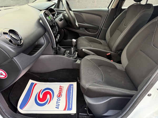 Used Renault Clio 2018 for sale - 76298093: Photo 30