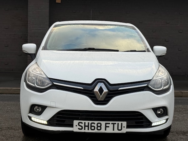 Used Renault Clio 2018 for sale - 76298093: Photo 3