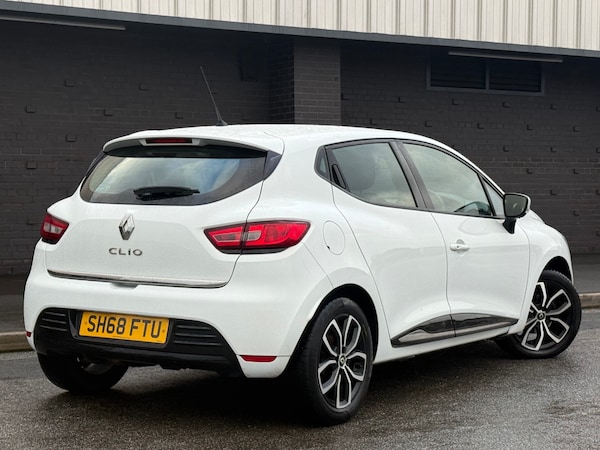 Used Renault Clio 2018 for sale - 76298093: Photo 5