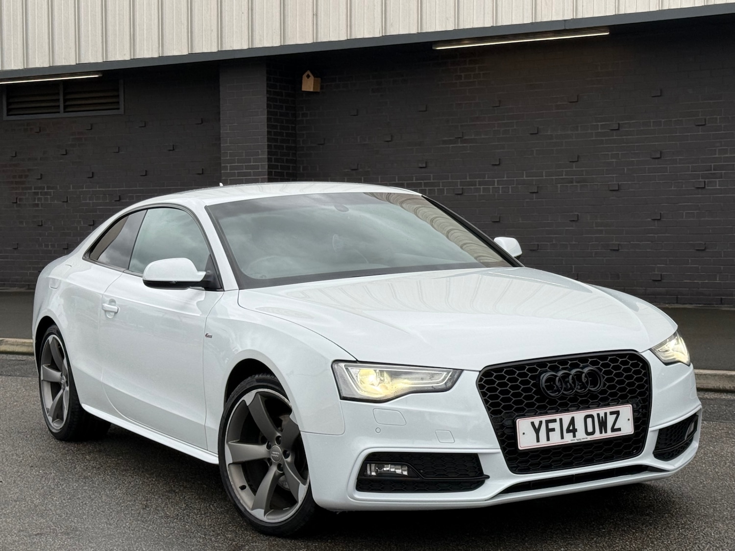 Used Audi A5 2014 for sale - 77851673: Photo 2