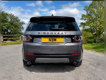 Used Land Rover Discovery Sport 2018 for sale - 79539853: Photo