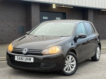Used Volkswagen Golf 2011 for sale - 77905956: Photo