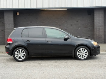 Used Volkswagen Golf 2011 for sale - 77905956: Photo