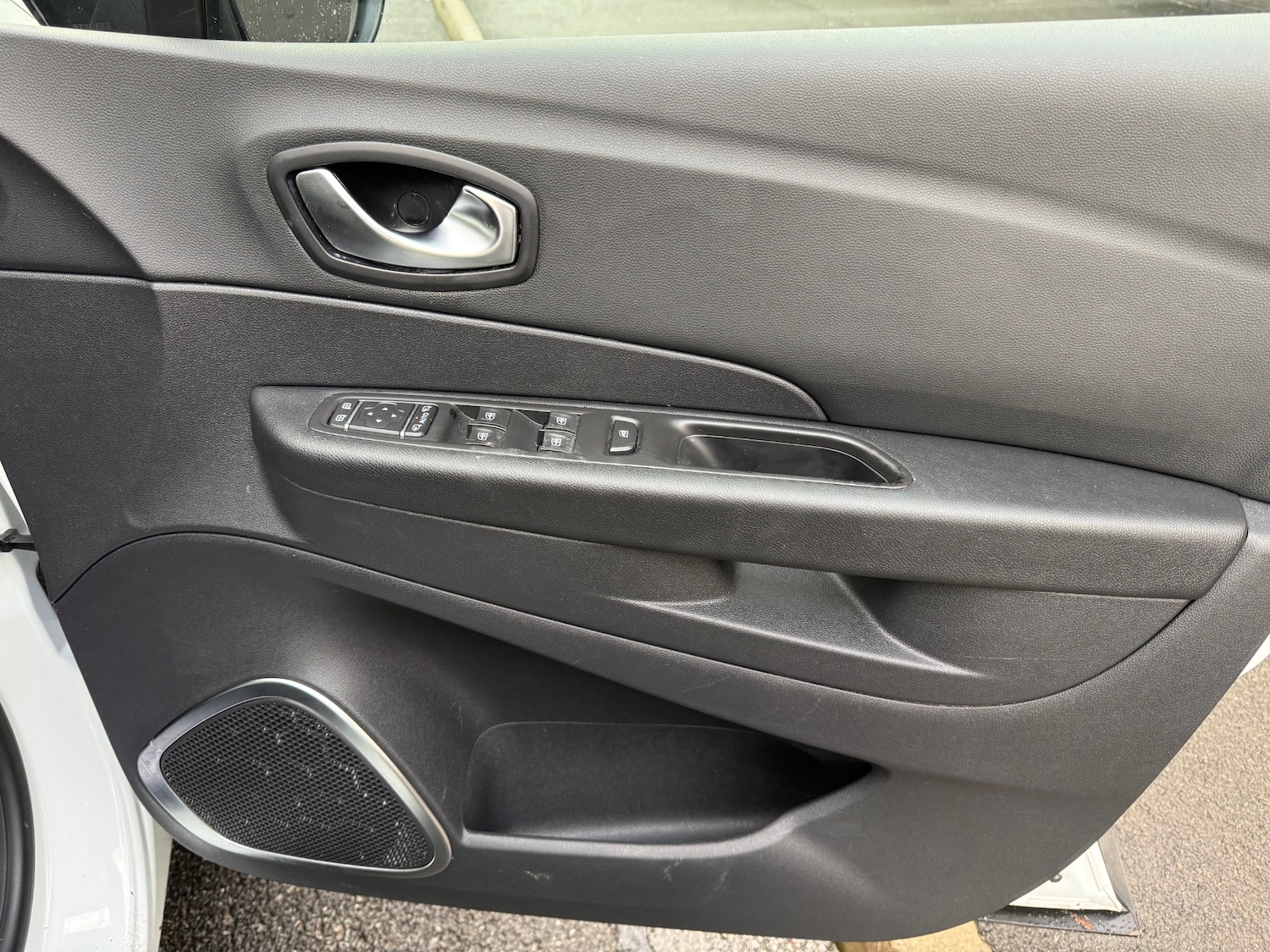 Used Renault Captur 2018 for sale - 77958601: Photo 25