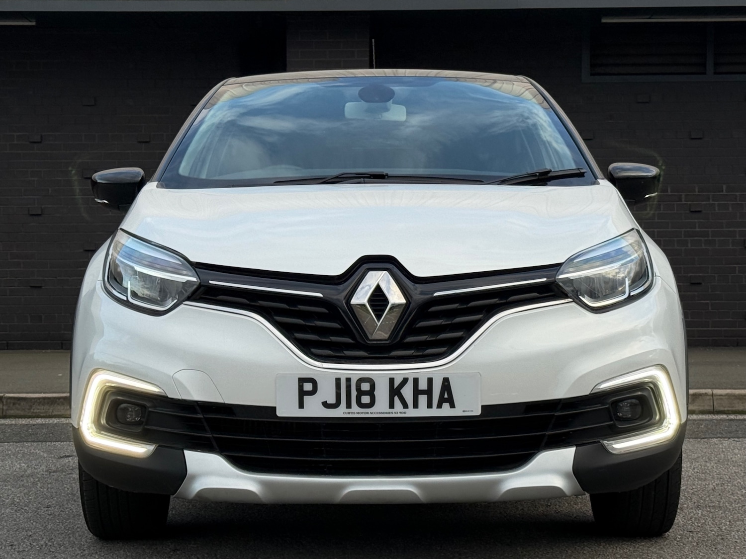 Used Renault Captur 2018 for sale - 77958601: Photo 3