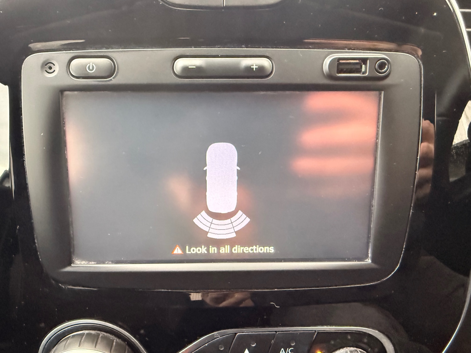 Used Renault Captur 2018 for sale - 77958601: Photo 32