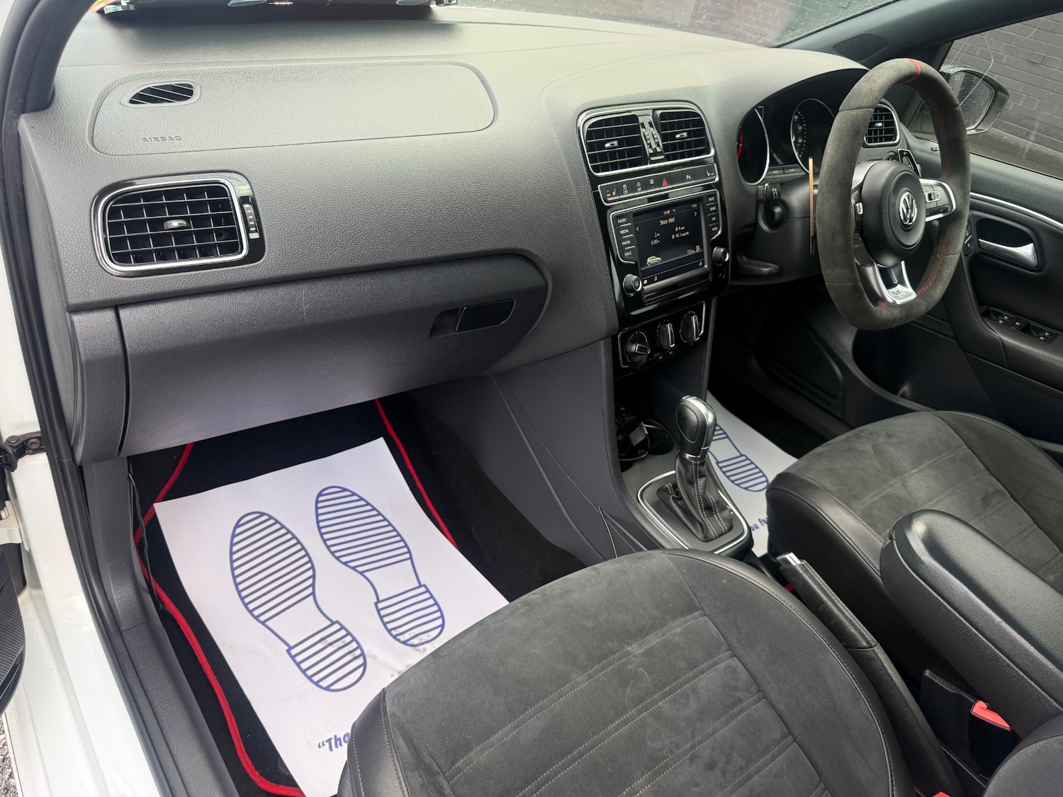 Used Volkswagen Polo 2016 for sale - 76520923: Photo 13