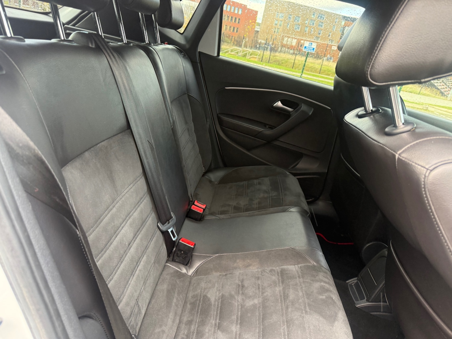 Used Volkswagen Polo 2016 for sale - 76520923: Photo 33