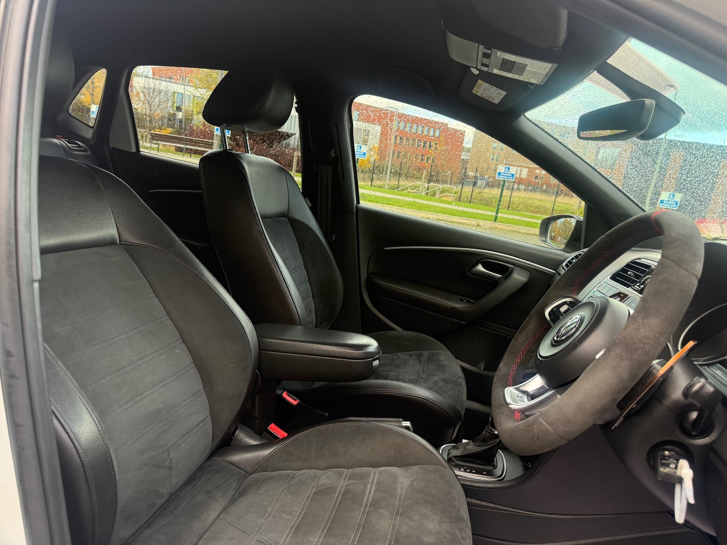 Used Volkswagen Polo 2016 for sale - 76520923: Photo 34