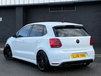 Used Volkswagen Polo 2016 for sale - 76520923: Photo