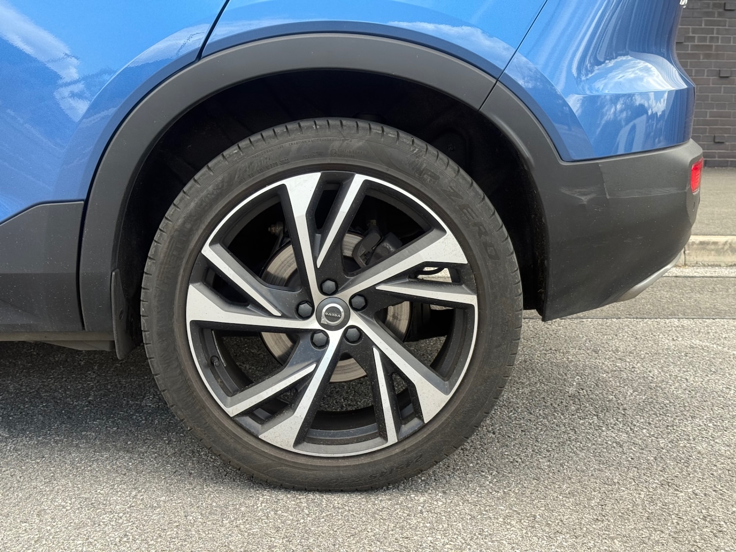 Used Volvo XC40 2020 for sale - 77963846: Photo 24