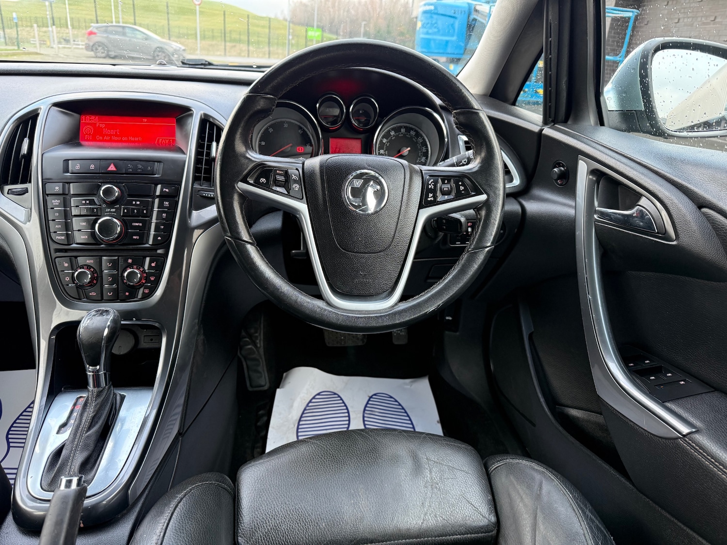 Used Vauxhall Astra 2013 for sale - 77236830: Photo 33