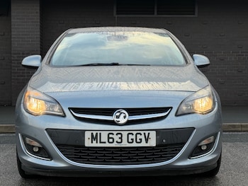 Used Vauxhall Astra 2013 for sale - 77236830: Photo
