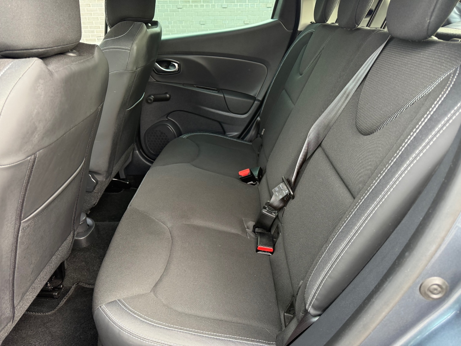 Used Renault Clio 2019 for sale - 76510514: Photo 17