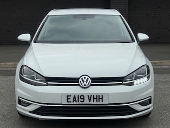 Used Volkswagen Golf 2019 for sale - 75517892: Photo