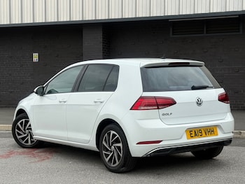 Used Volkswagen Golf 2019 for sale - 75517892: Photo