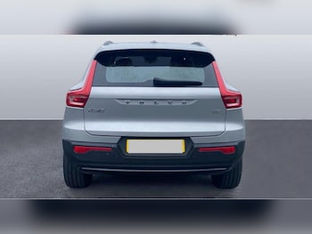 Used Volvo XC40 2023 for sale - 75621630: Photo