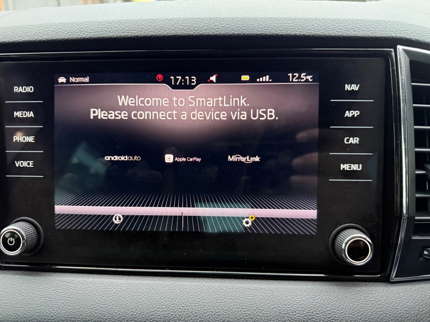 Used Skoda Karoq 2019 for sale - 76309464: Photo 18