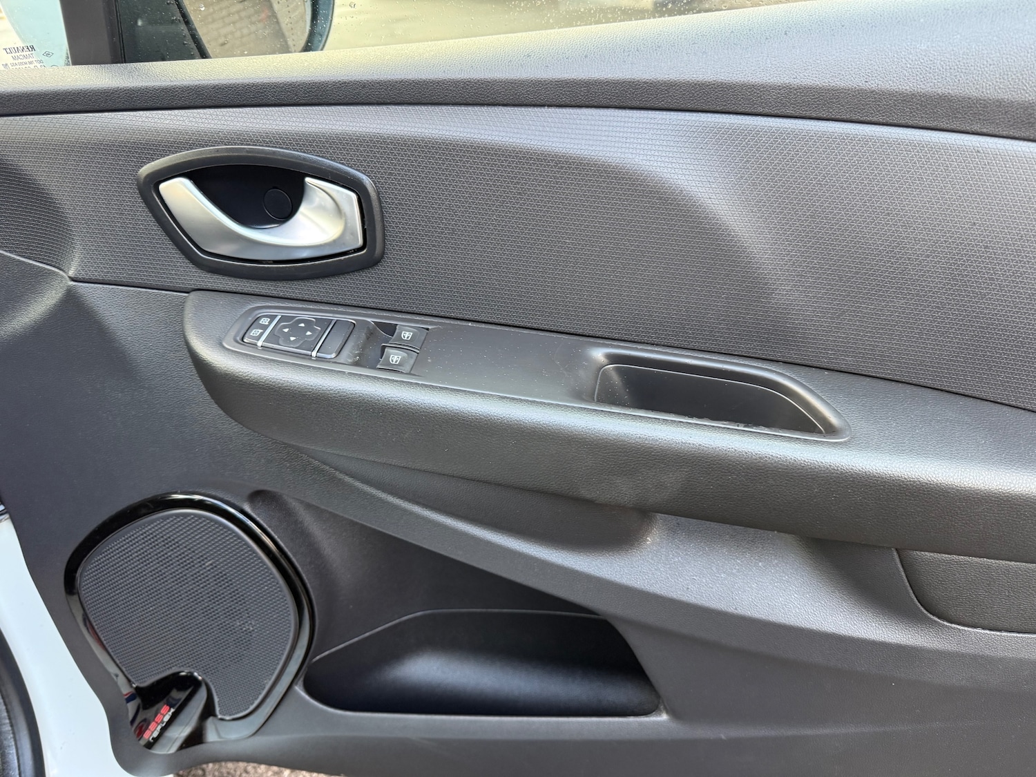 Used Renault Clio 2018 for sale - 77687743: Photo 12