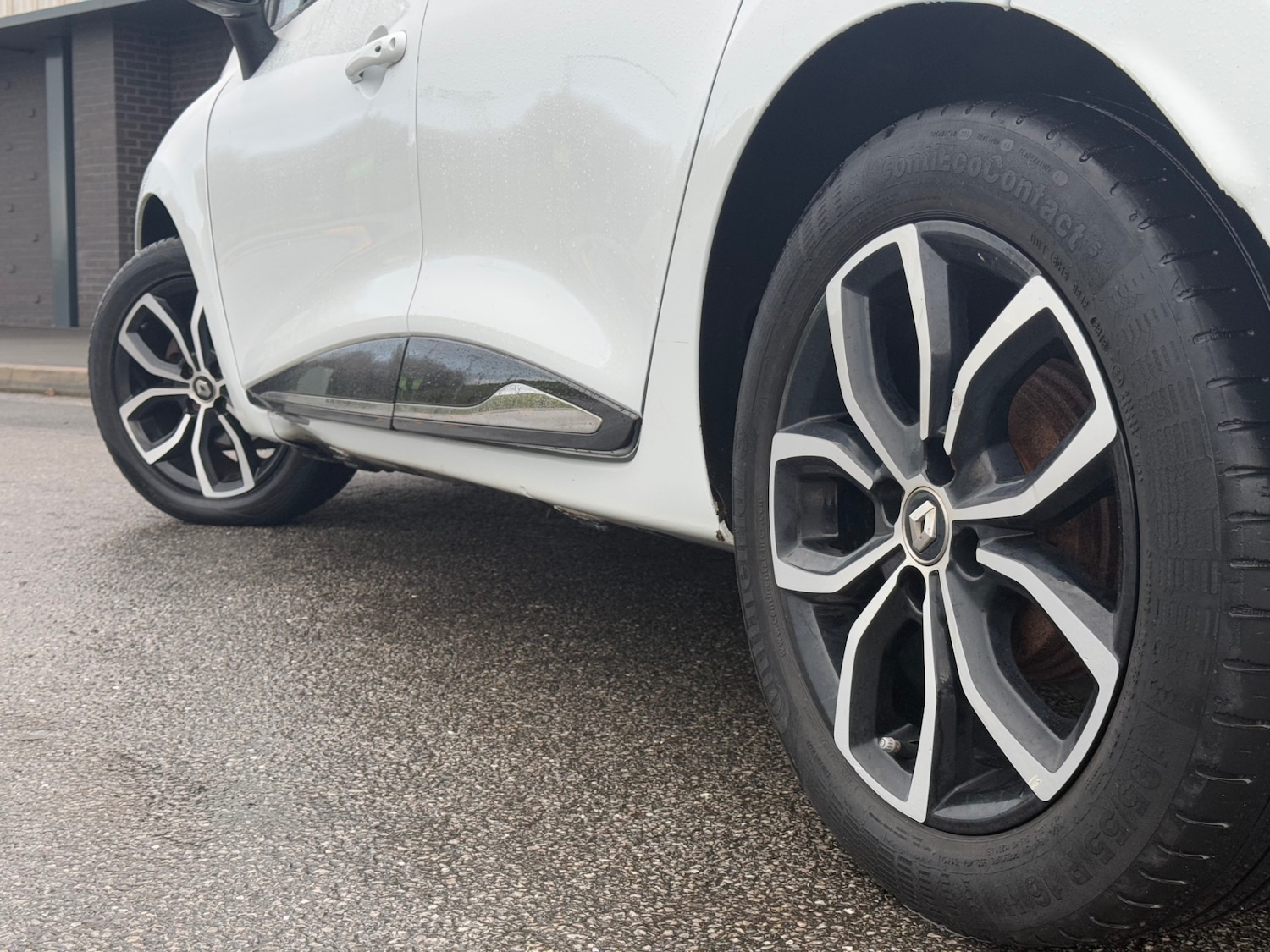 Used Renault Clio 2018 for sale - 77687743: Photo 24