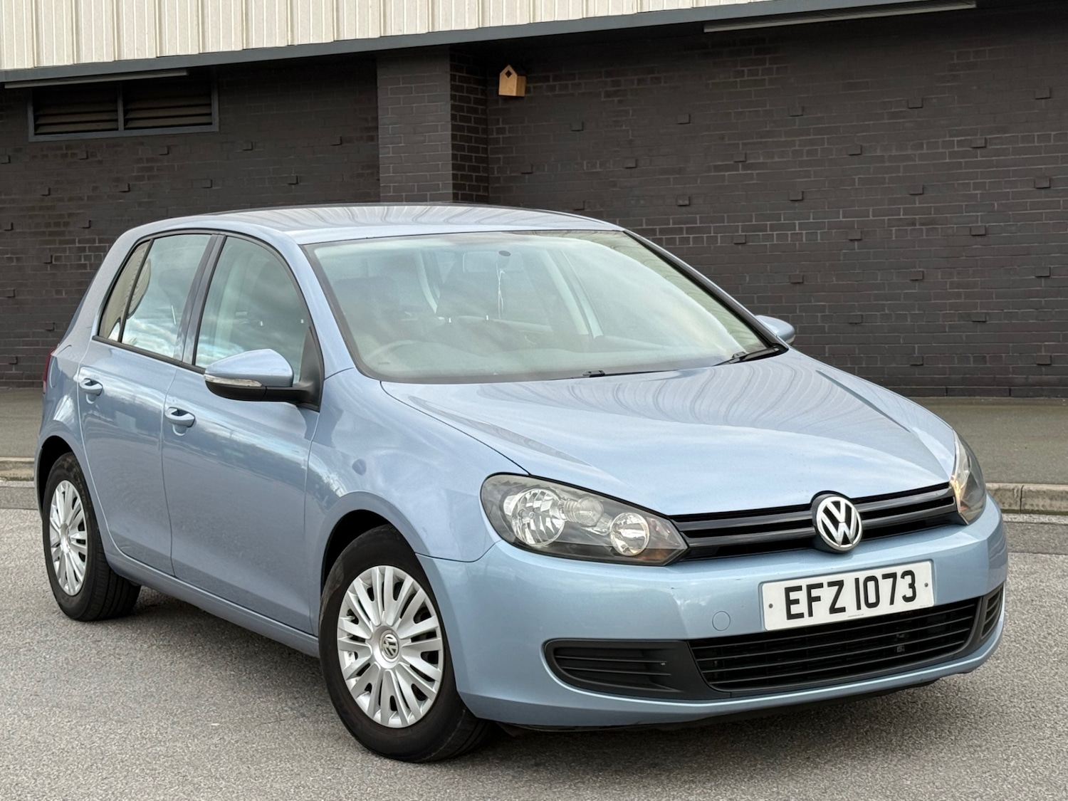 Used Volkswagen Golf 2010 for sale - 77717993: Photo 1