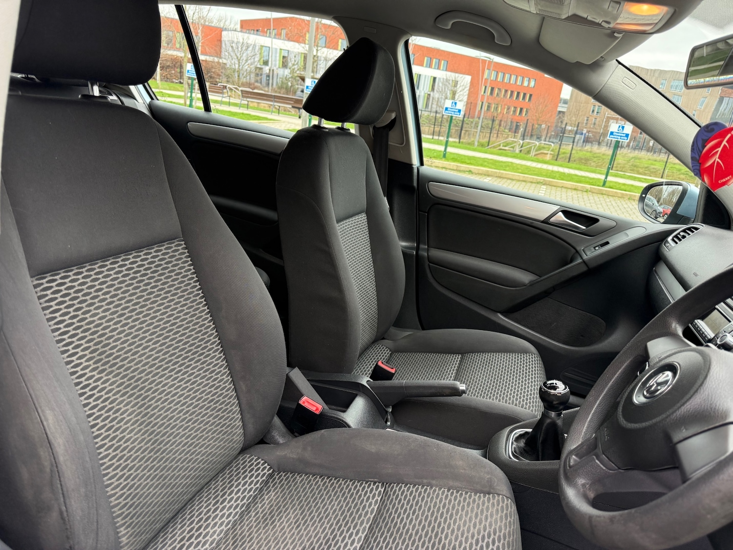 Used Volkswagen Golf 2010 for sale - 77717993: Photo 13