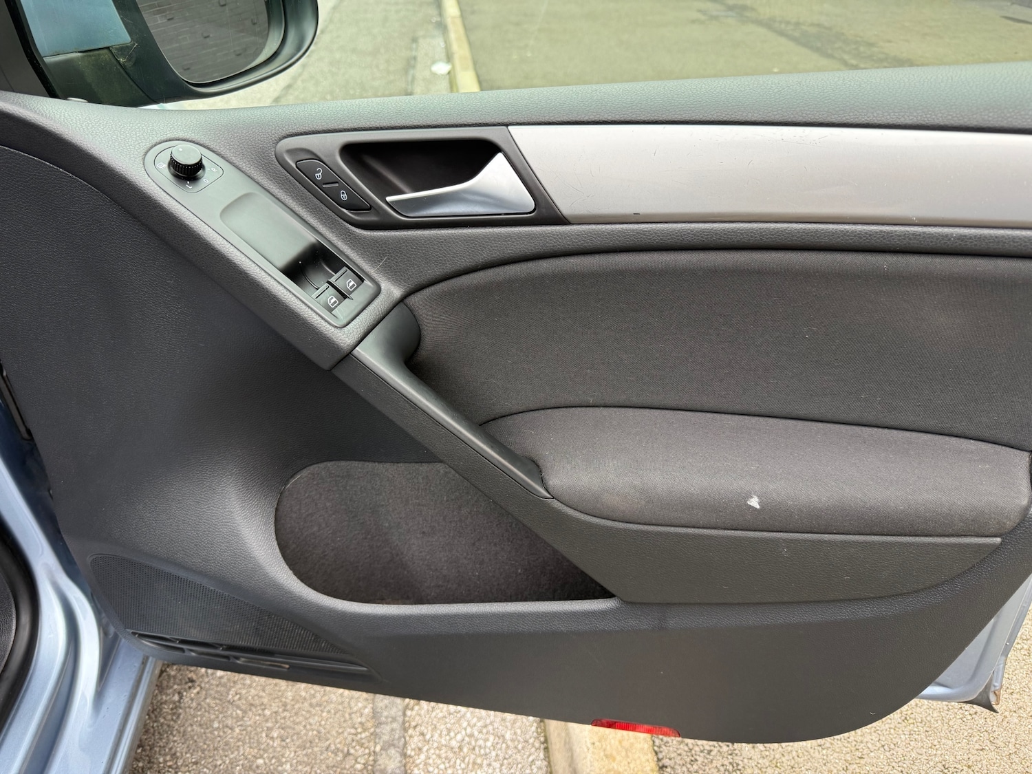 Used Volkswagen Golf 2010 for sale - 77717993: Photo 14