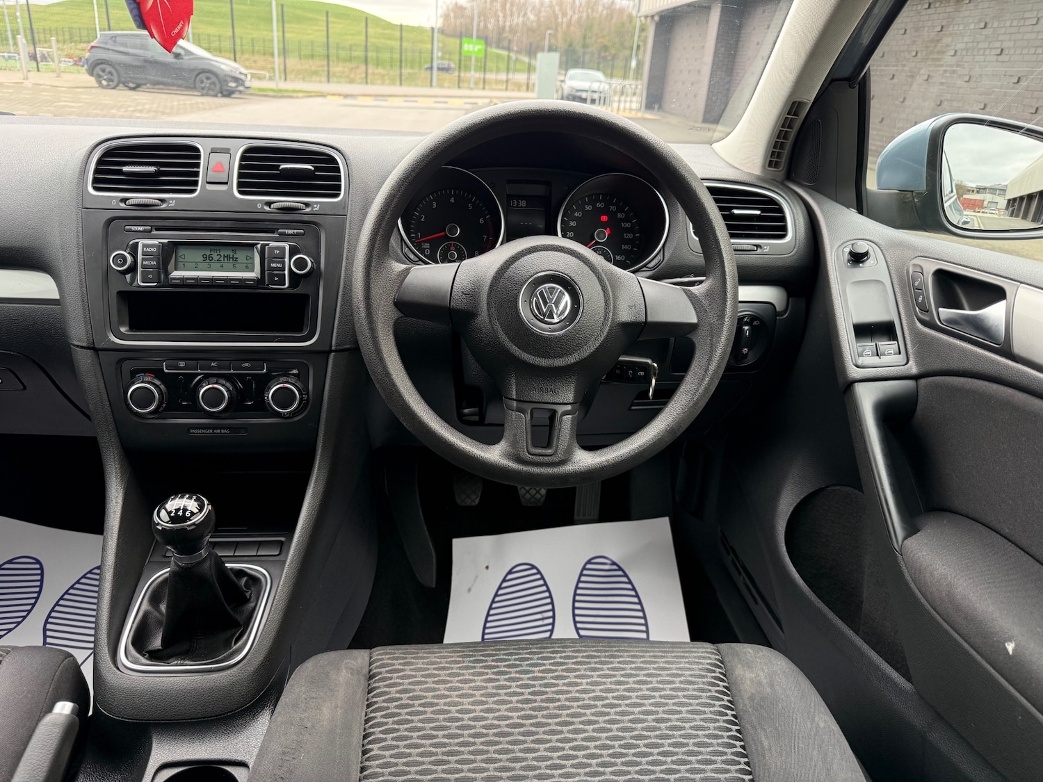 Used Volkswagen Golf 2010 for sale - 77717993: Photo 33