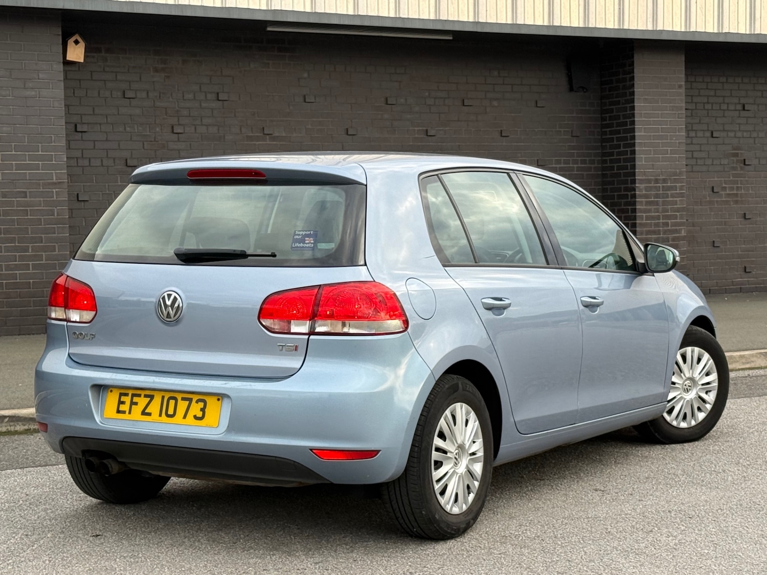 Used Volkswagen Golf 2010 for sale - 77717993: Photo 5