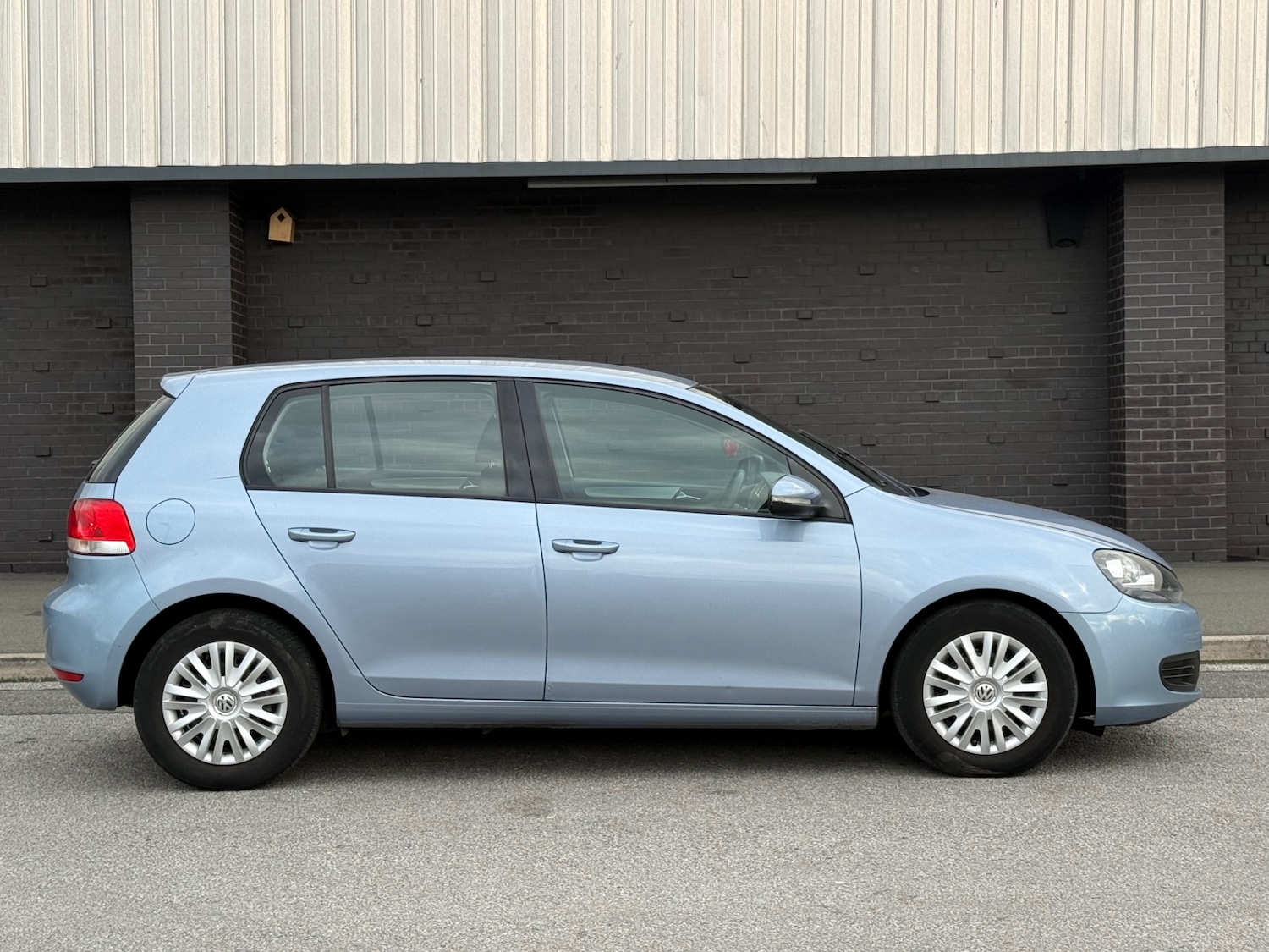 Used Volkswagen Golf 2010 for sale - 77717993: Photo 8