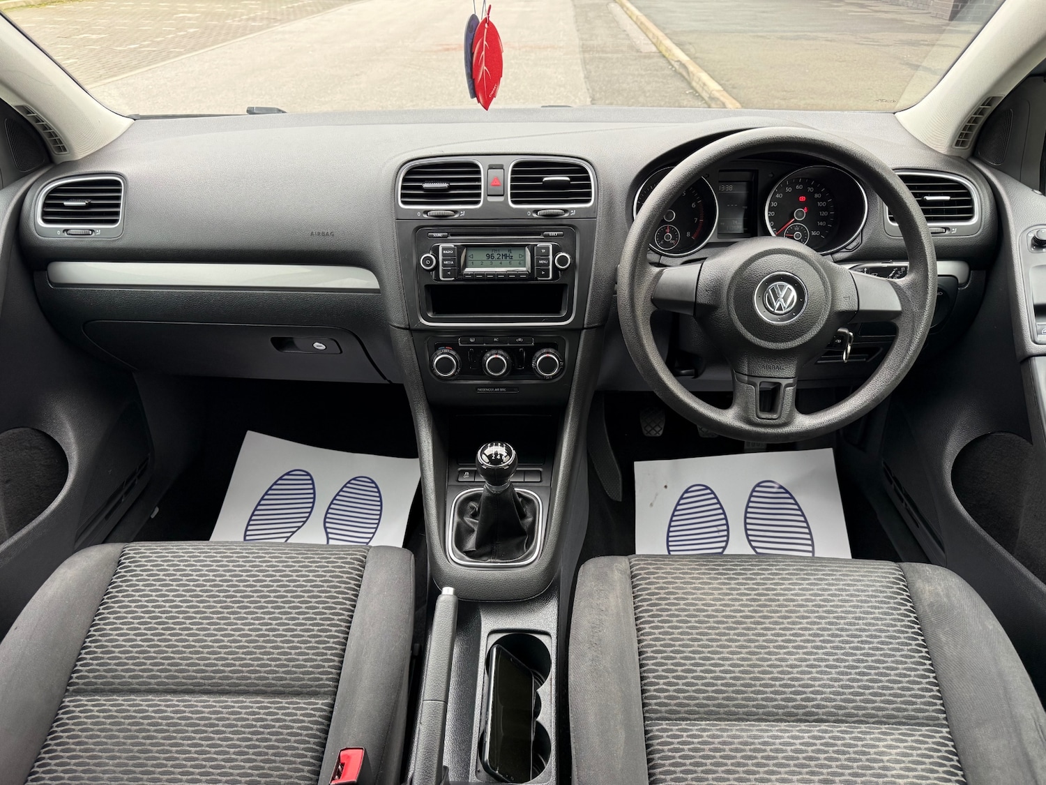 Used Volkswagen Golf 2010 for sale - 77717993: Photo 9